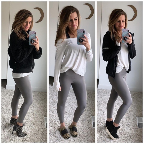 Zyia Silver Metallic Leggings 